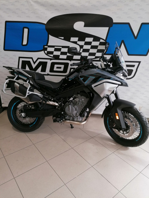 CF MOTO MT 800 SPORT de démonstration 155€/mois DSN MOTOS 33