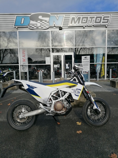 HUSQVARNA 701 SUPERMOTO 2017 / DSN MOTOS 33