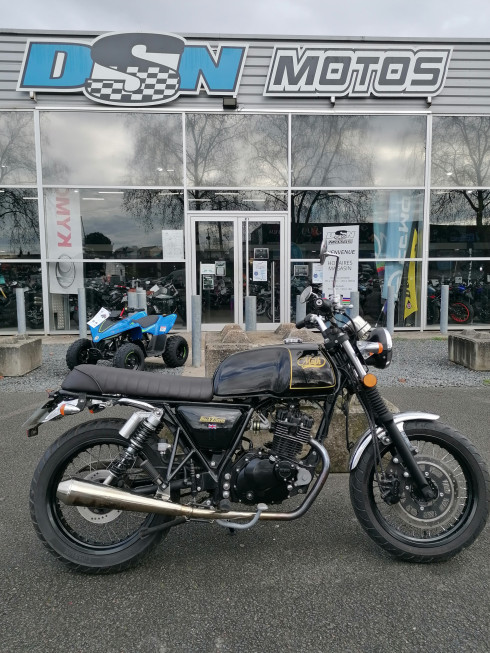 MASH BLACK SEVEN 125 2018 / DSN MOTOS 33